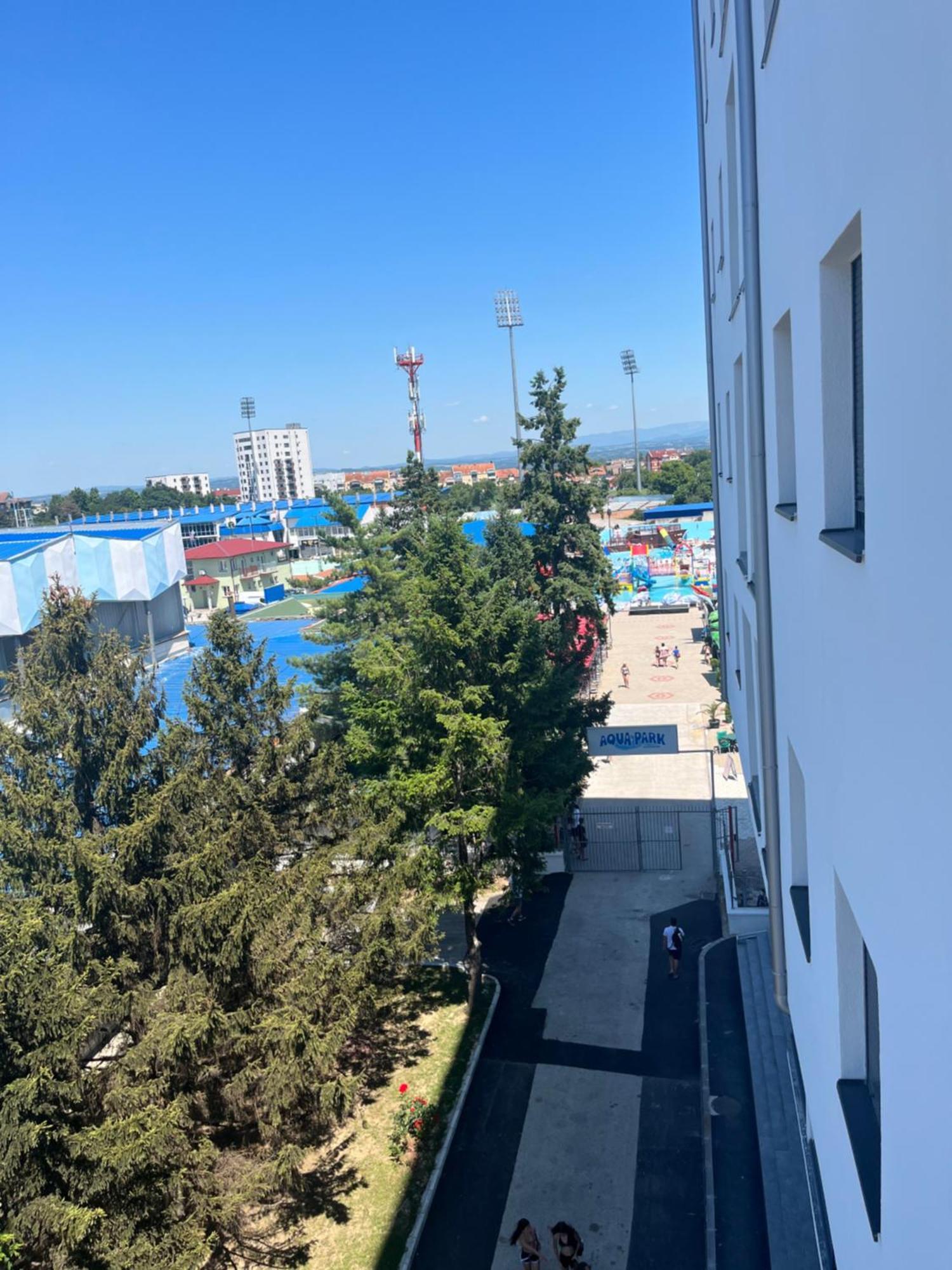 R Lux Apartman Jagodina Akva Park 外观 照片