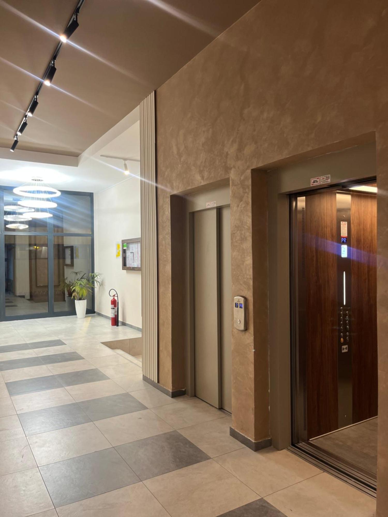 R Lux Apartman Jagodina Akva Park 外观 照片